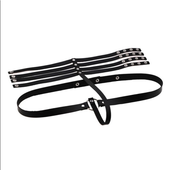 Women Multi-Layer Wide Choker Bandage Necklace - Picture 4 of 4